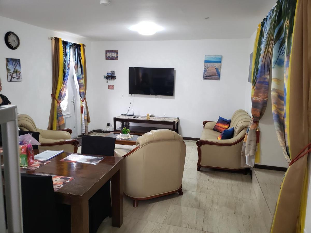 Grand Sun Valley Residences 빌렘스타트 외부 사진
