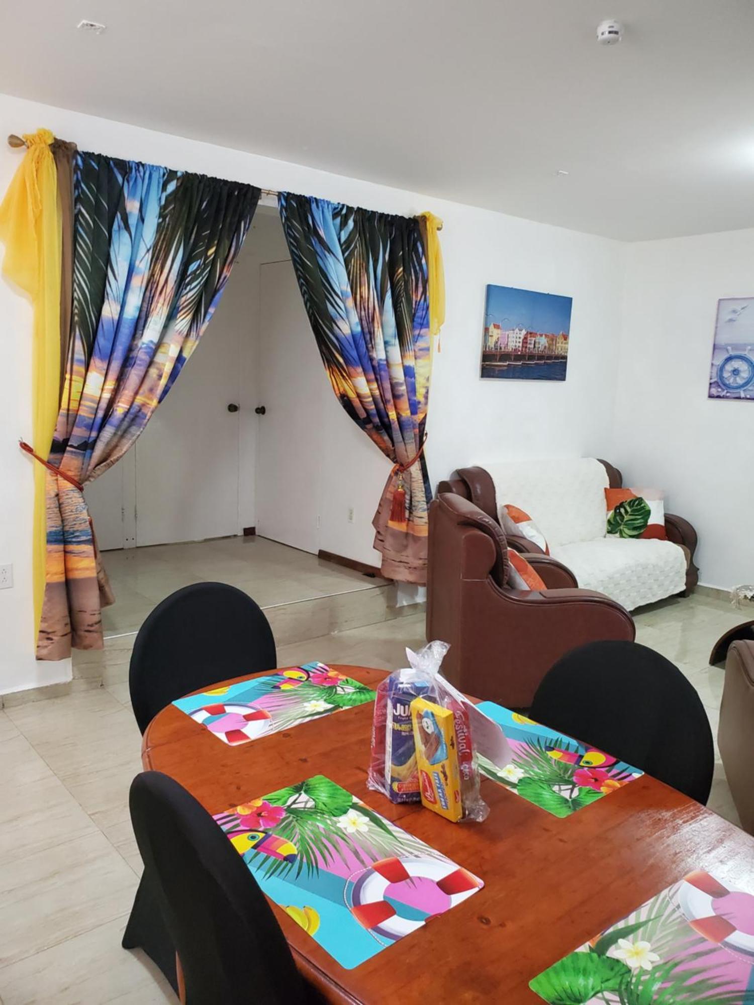Grand Sun Valley Residences 빌렘스타트 외부 사진